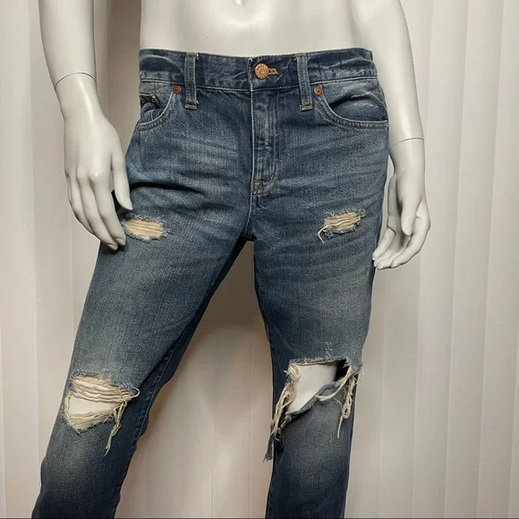 Madewell Boyjean Torn Jeans - Picture 2 of 11
